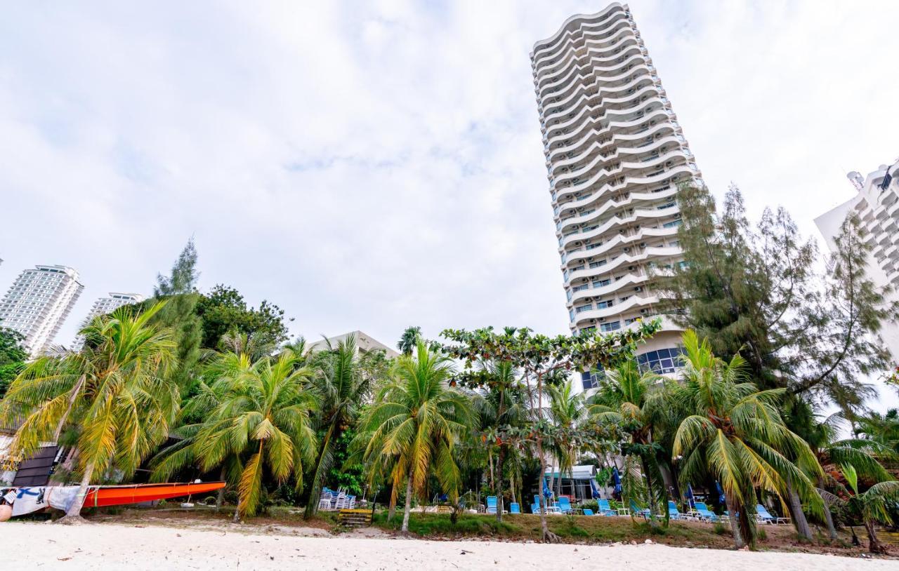 Romantic Couple Suite + Beach-Front Balcony Tanjung Bungah (Penang) Exterior foto